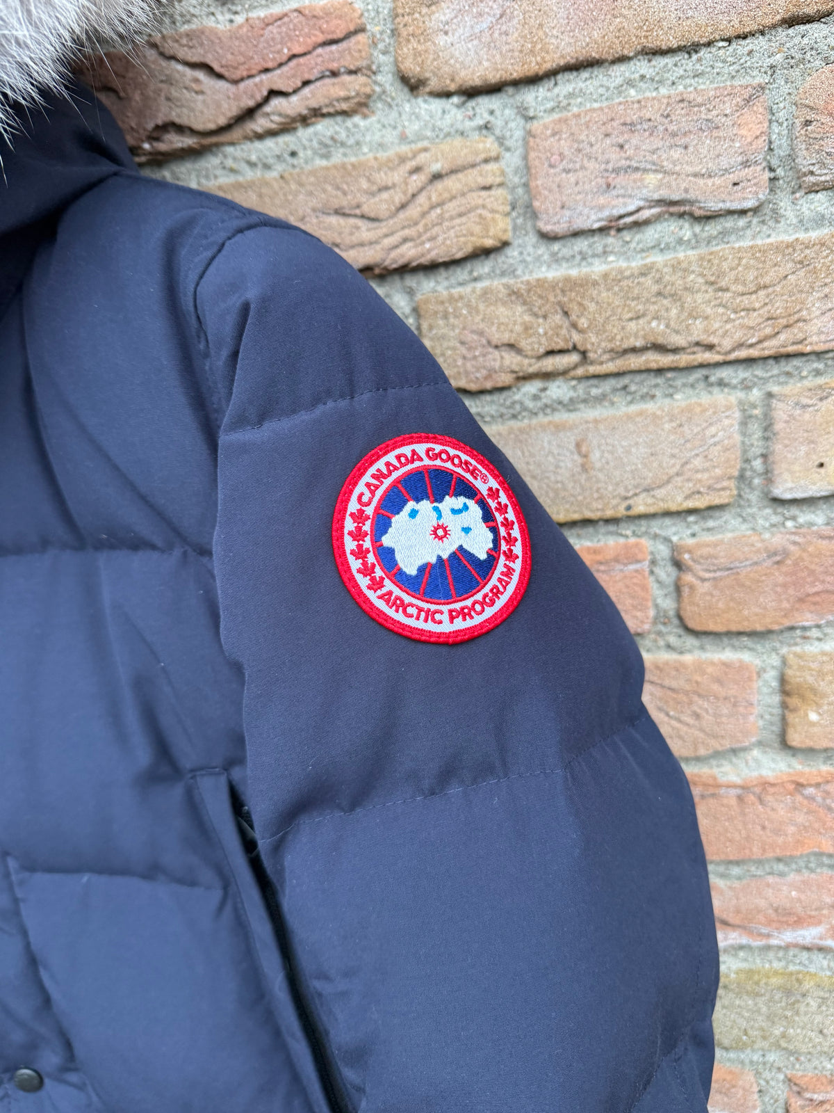 Canada Goose Wyndham Parka - M
