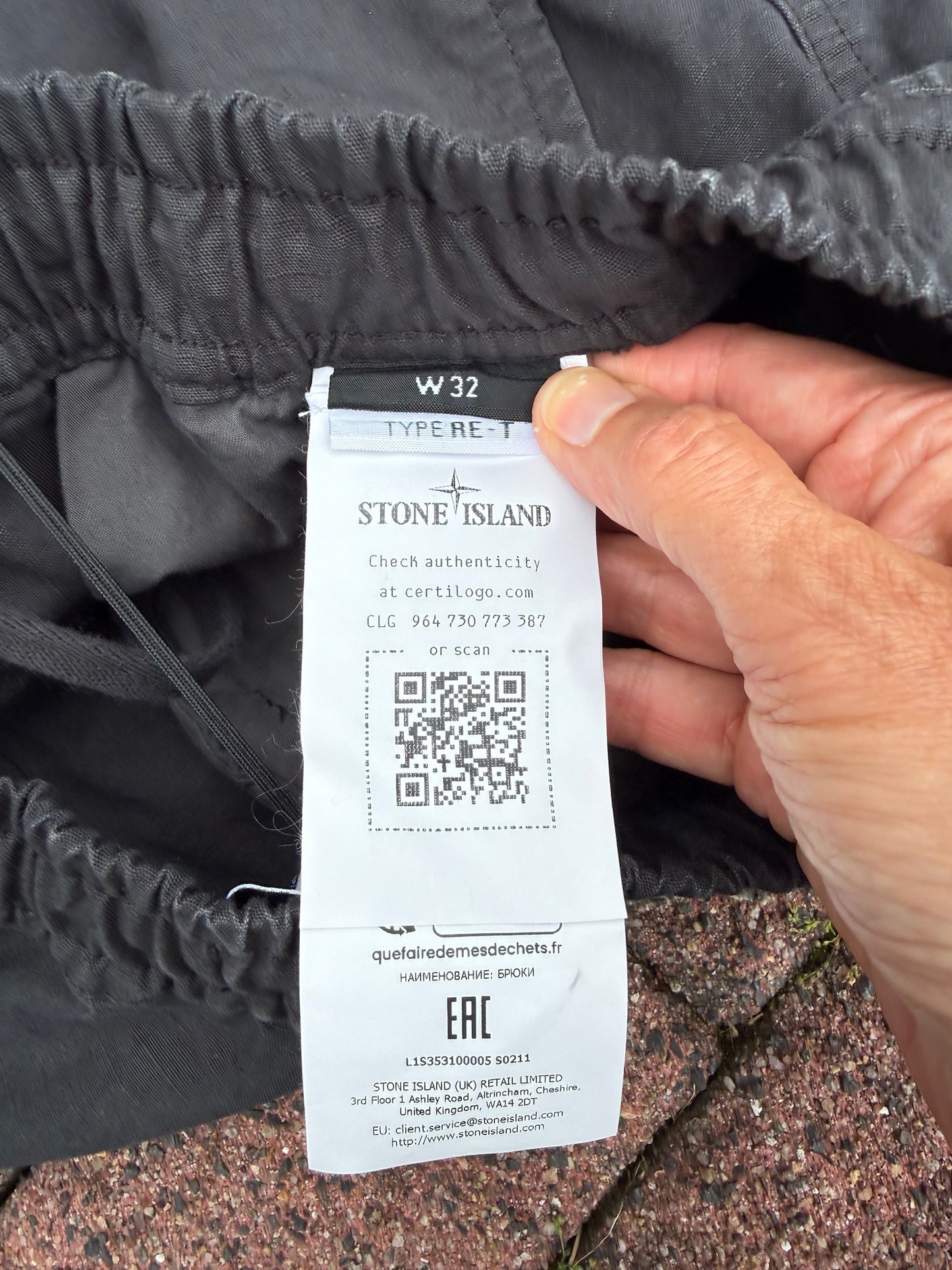 Stone Island Ripstop Cargos - W32