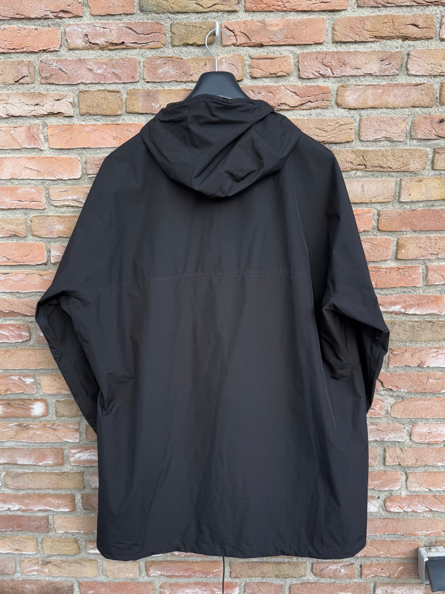 Stone Island Gore-tex with Paclite Smock - M