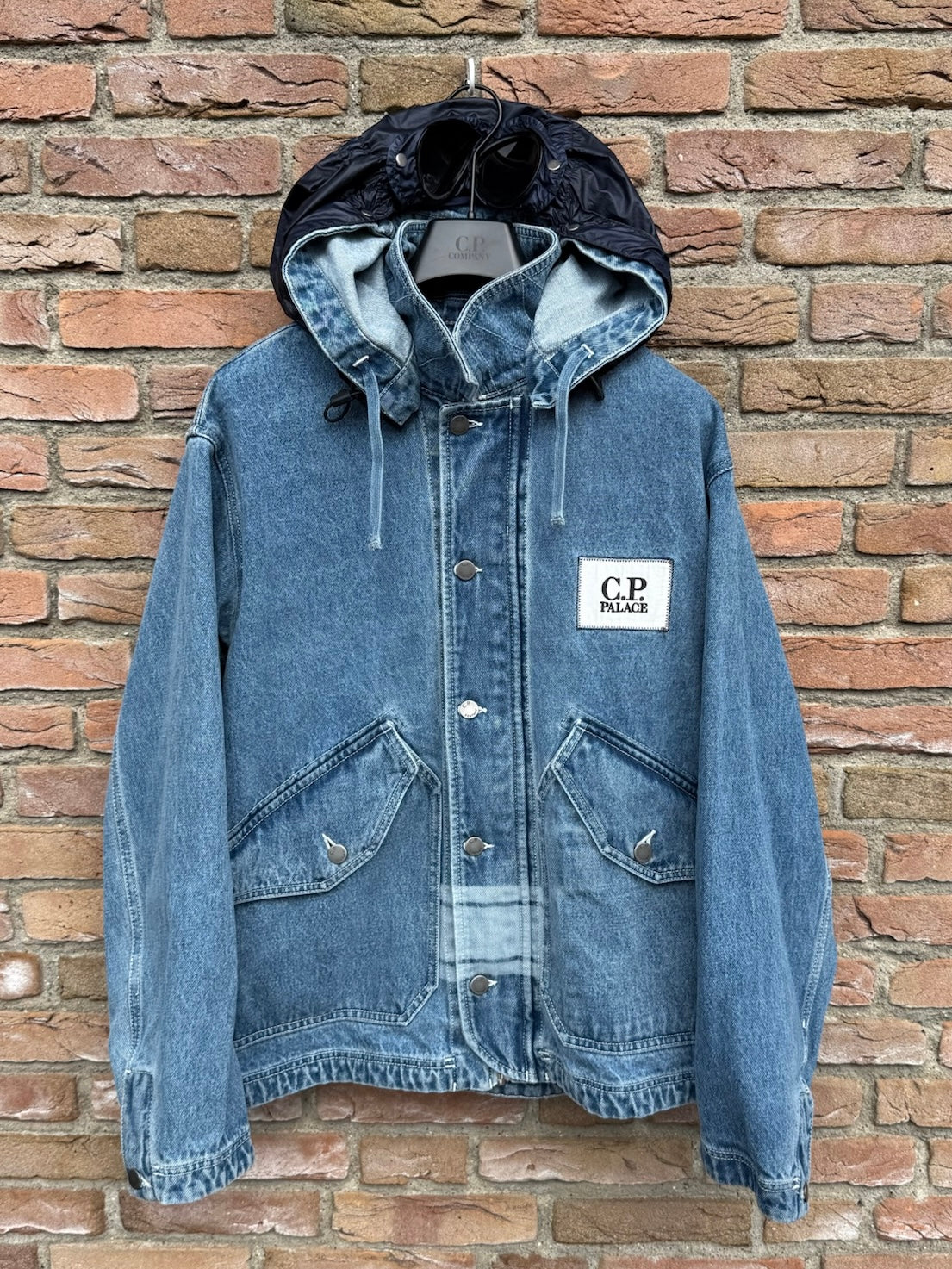 C.P. Company x Palace Denim Goggle Jacket - L – ebding
