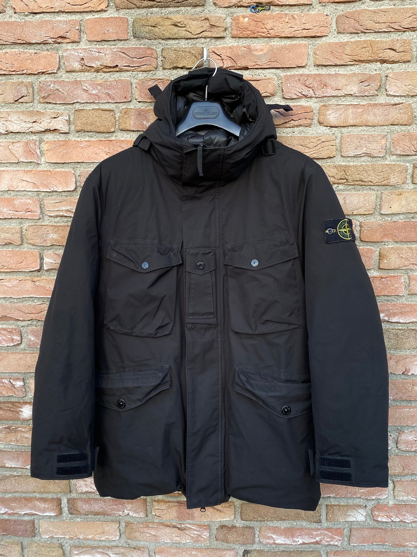 Stone Island Ripstop Gore-Tex Daunenjacke - M