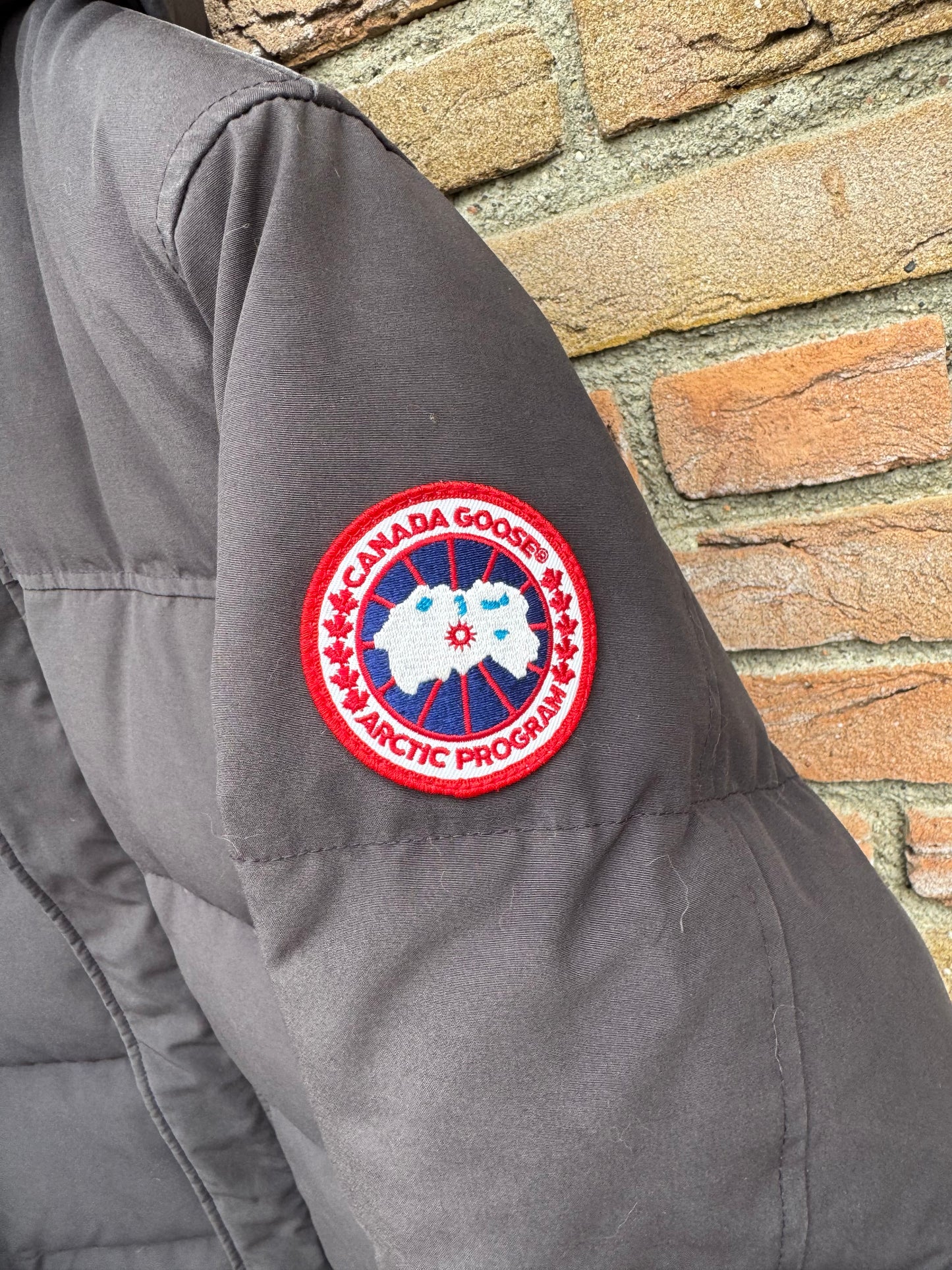Canada Goose MacMillan Parka - XL