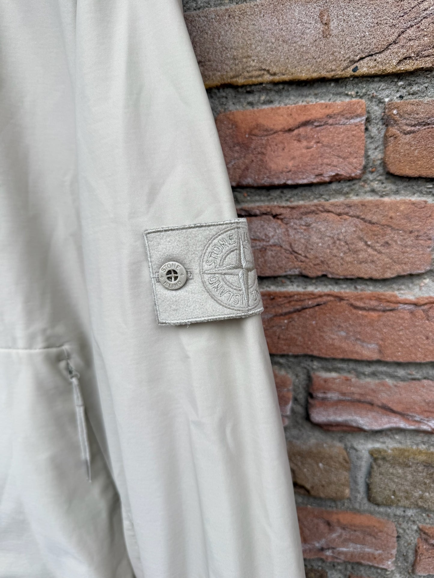 Stone Island Nylon Cotton 3L Ghost Smock - L