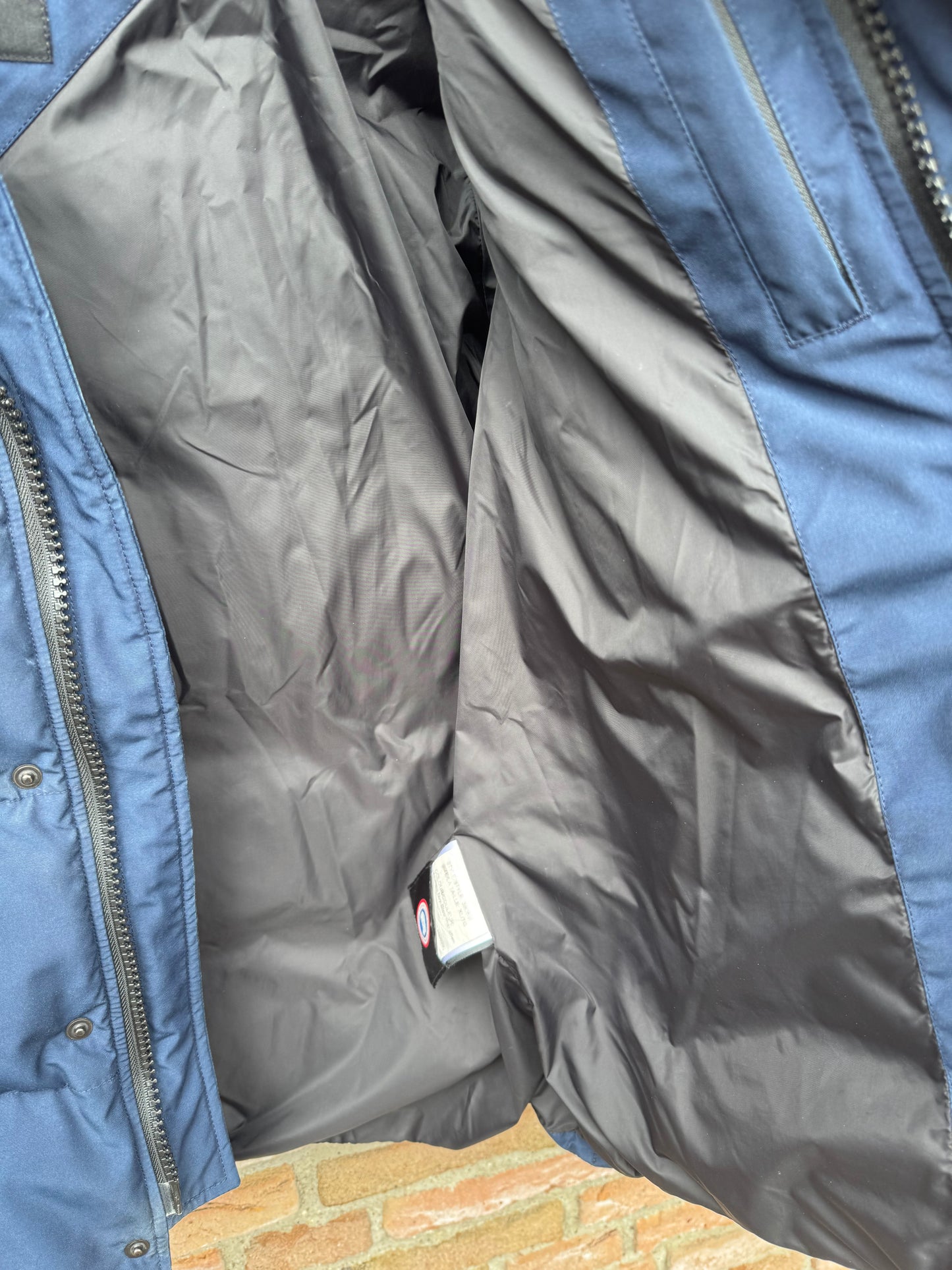 Canada Goose Wyndham Parka - XL