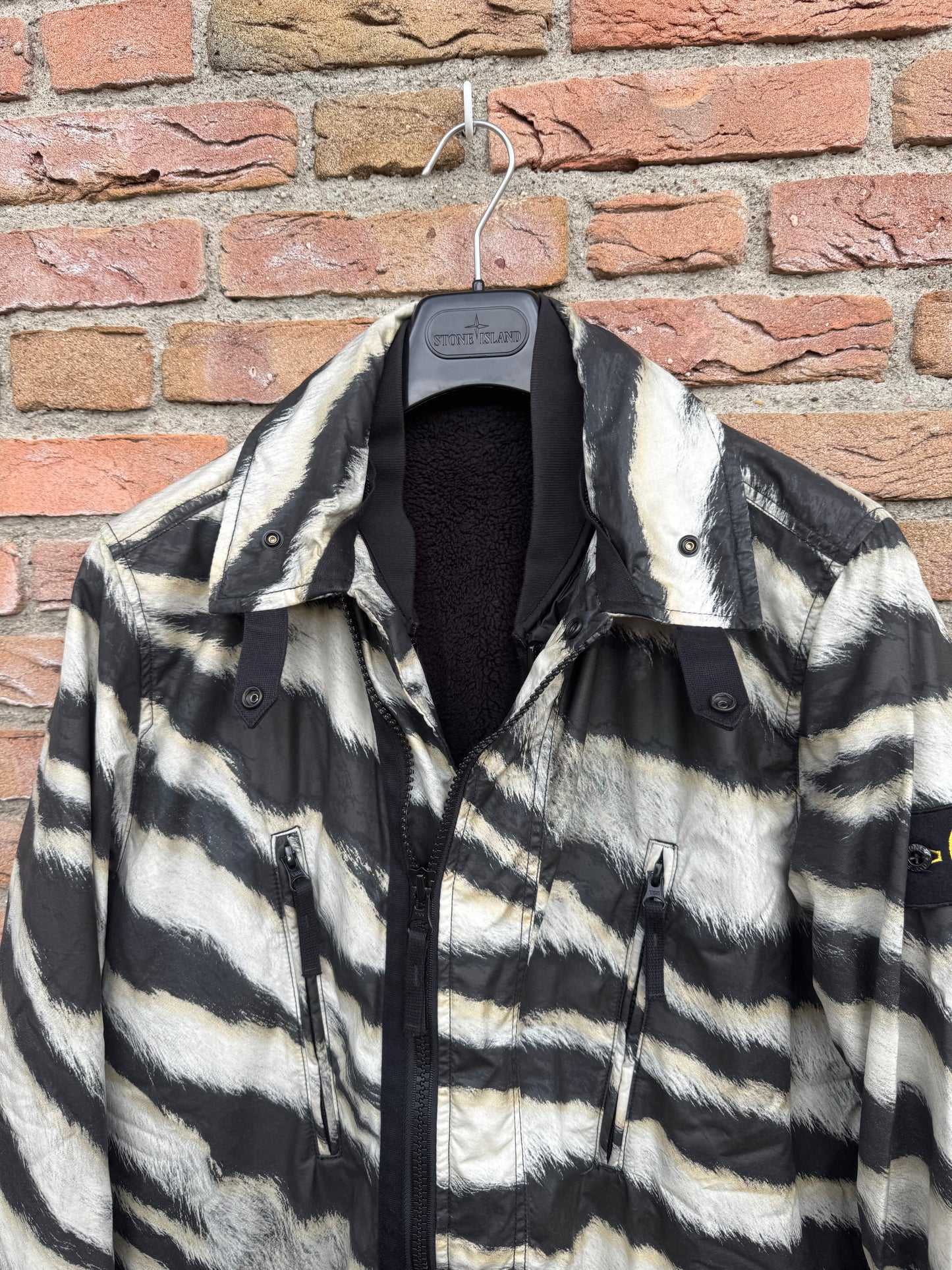 Stone Island White Tiger Camo 50 Fili Primaloft Jacket - M