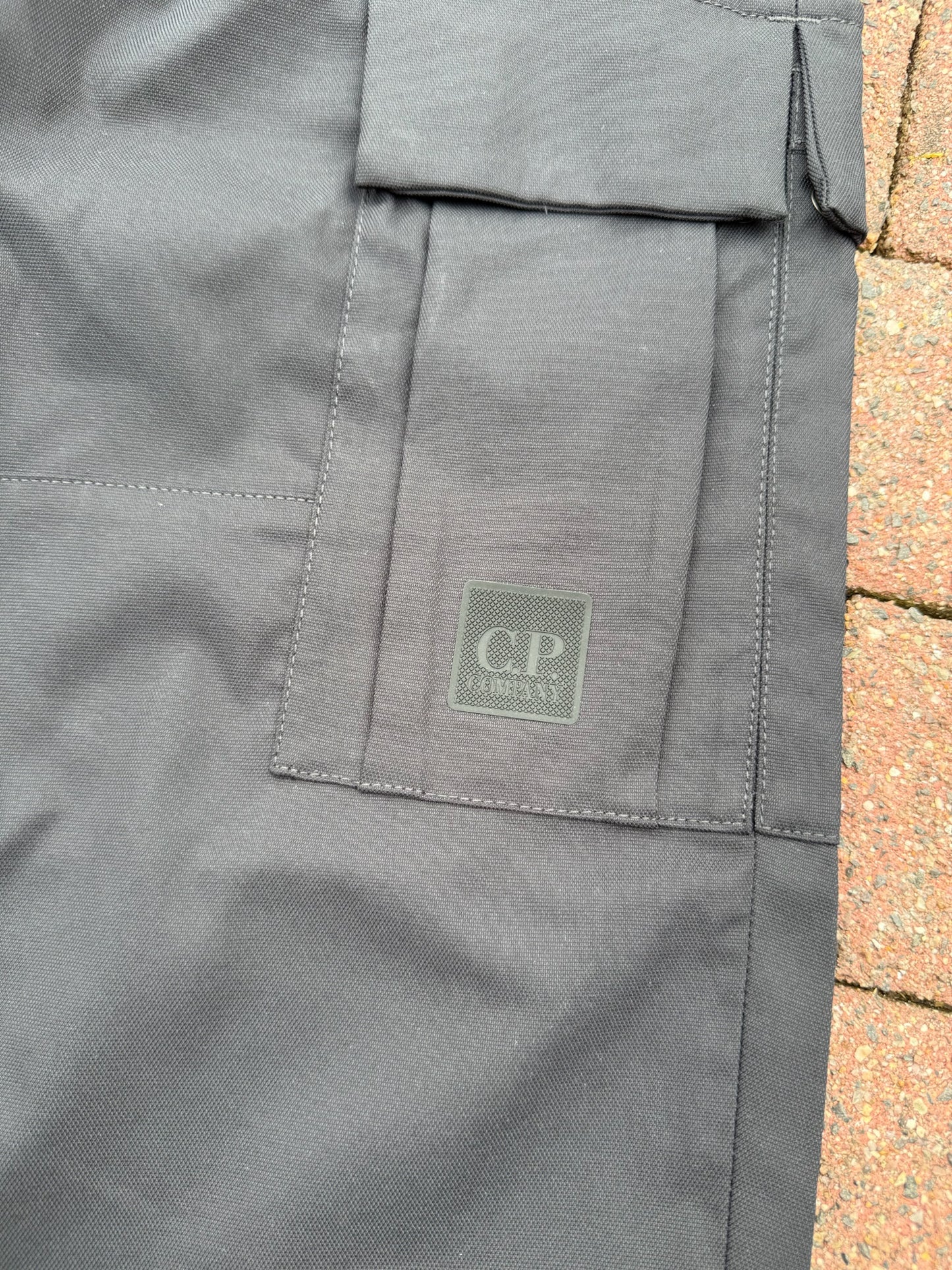 C.P. Company Metropolis Series Cargos - L