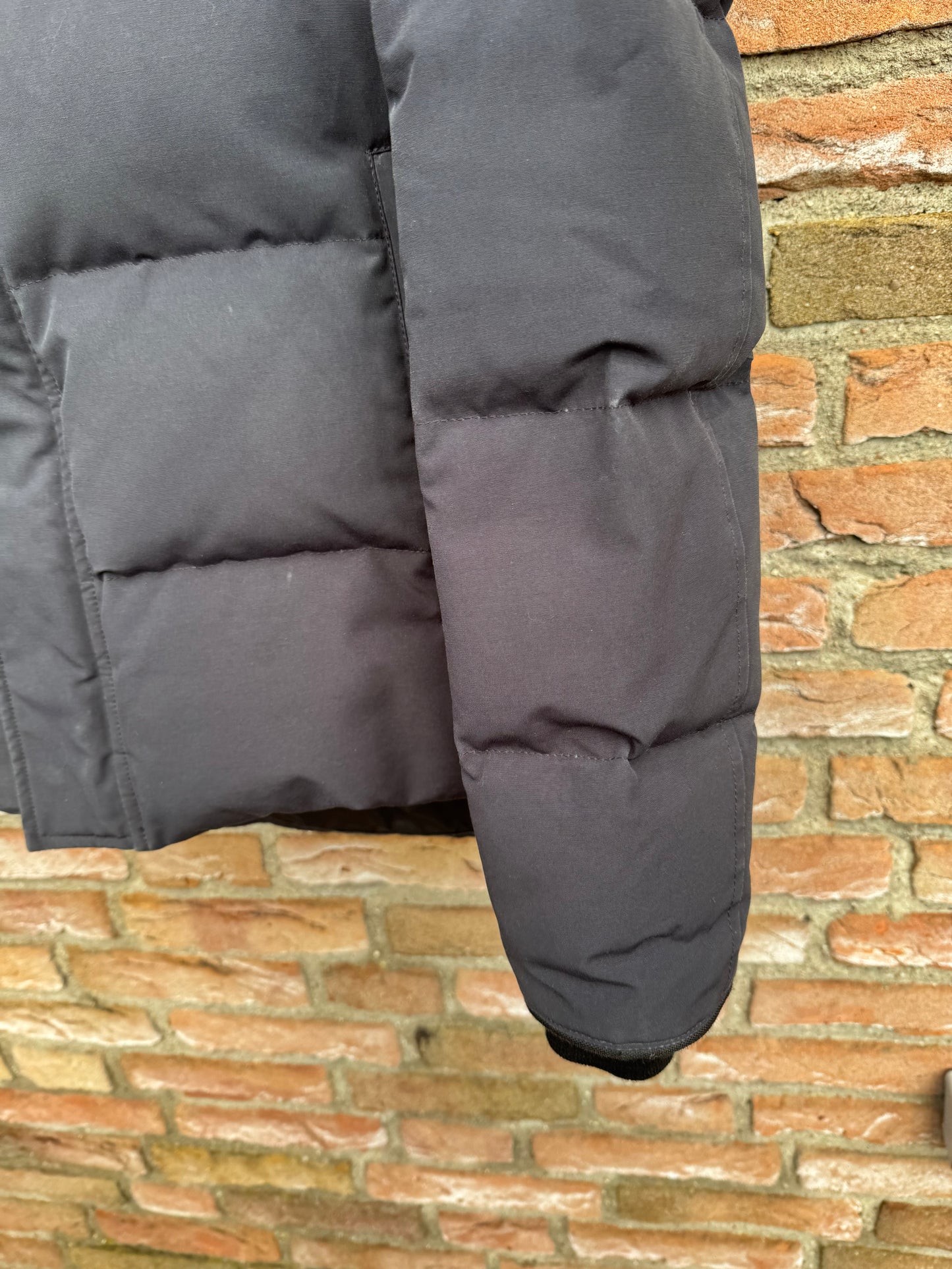 Canada Goose MacMillan Parka - M