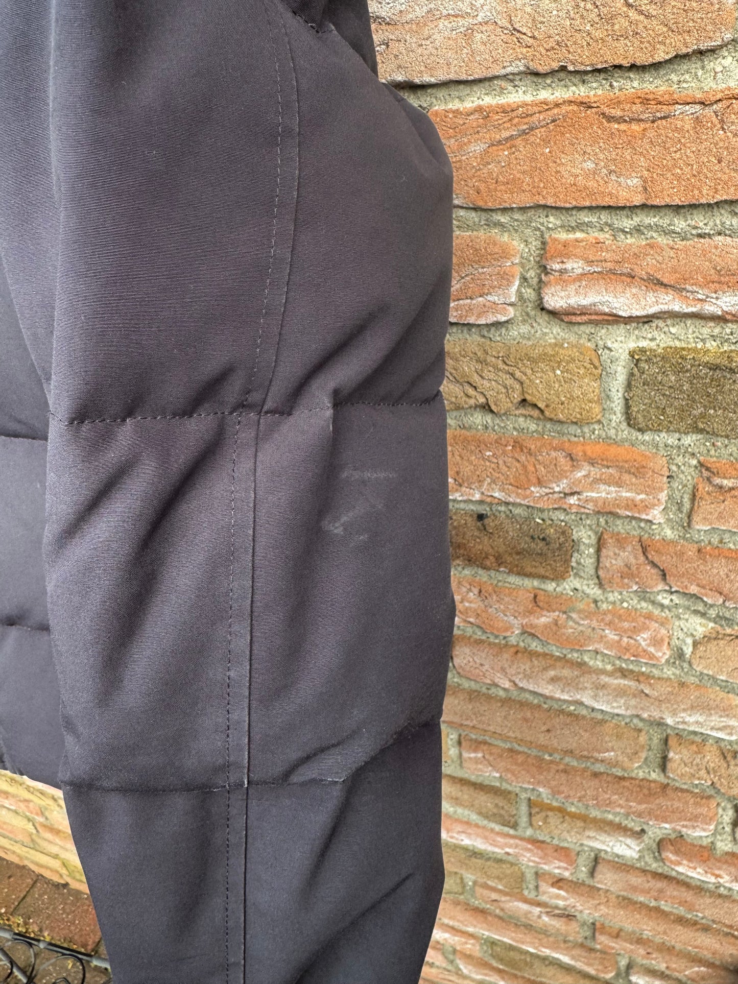 Canada Goose MacMillan Parka - M