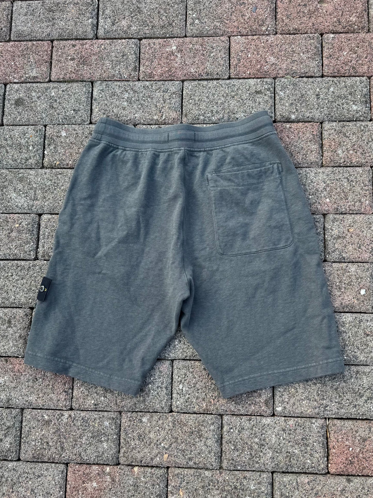 Stone Island Shorts - M