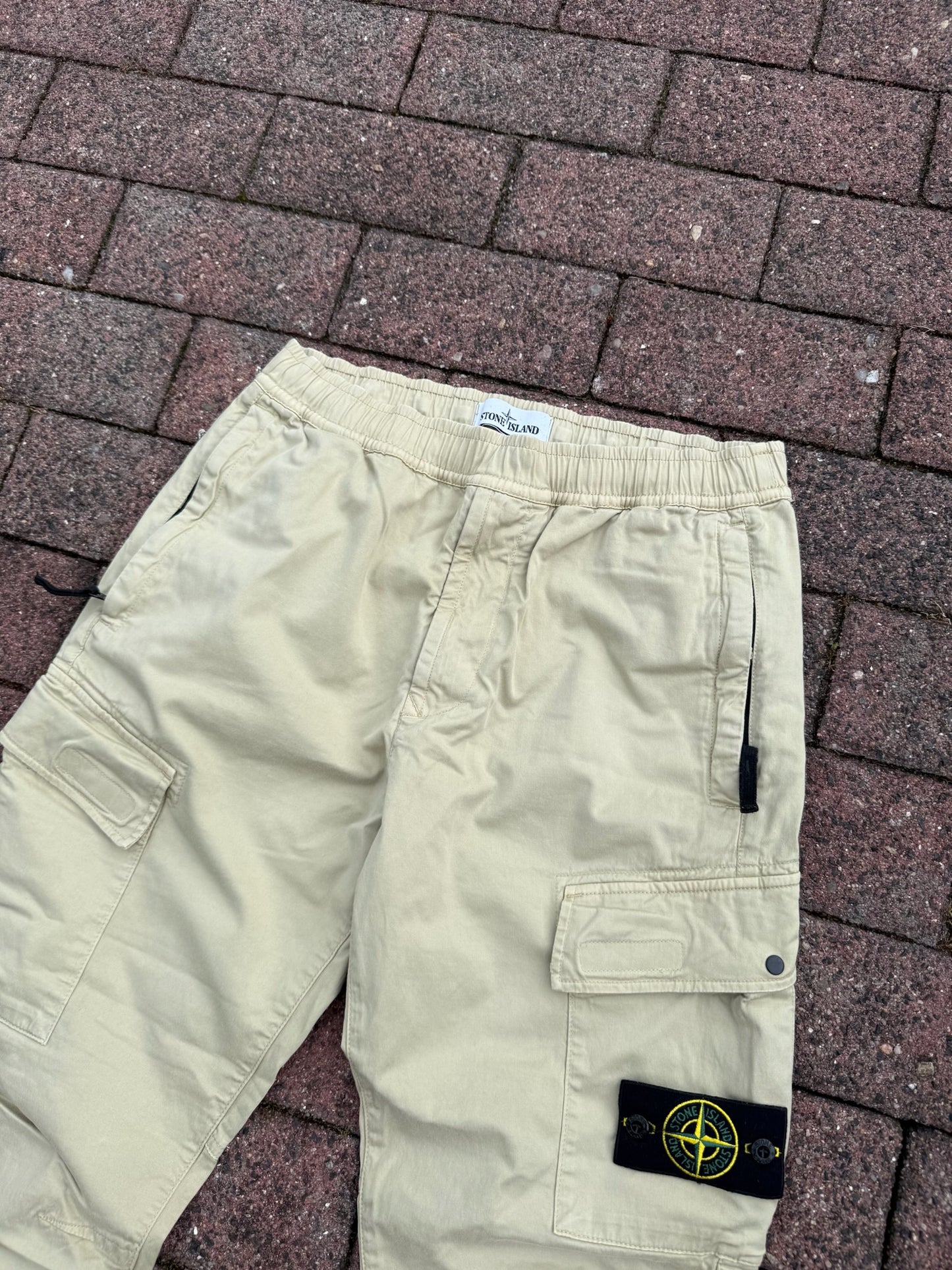 Stone Island Cargos - W32