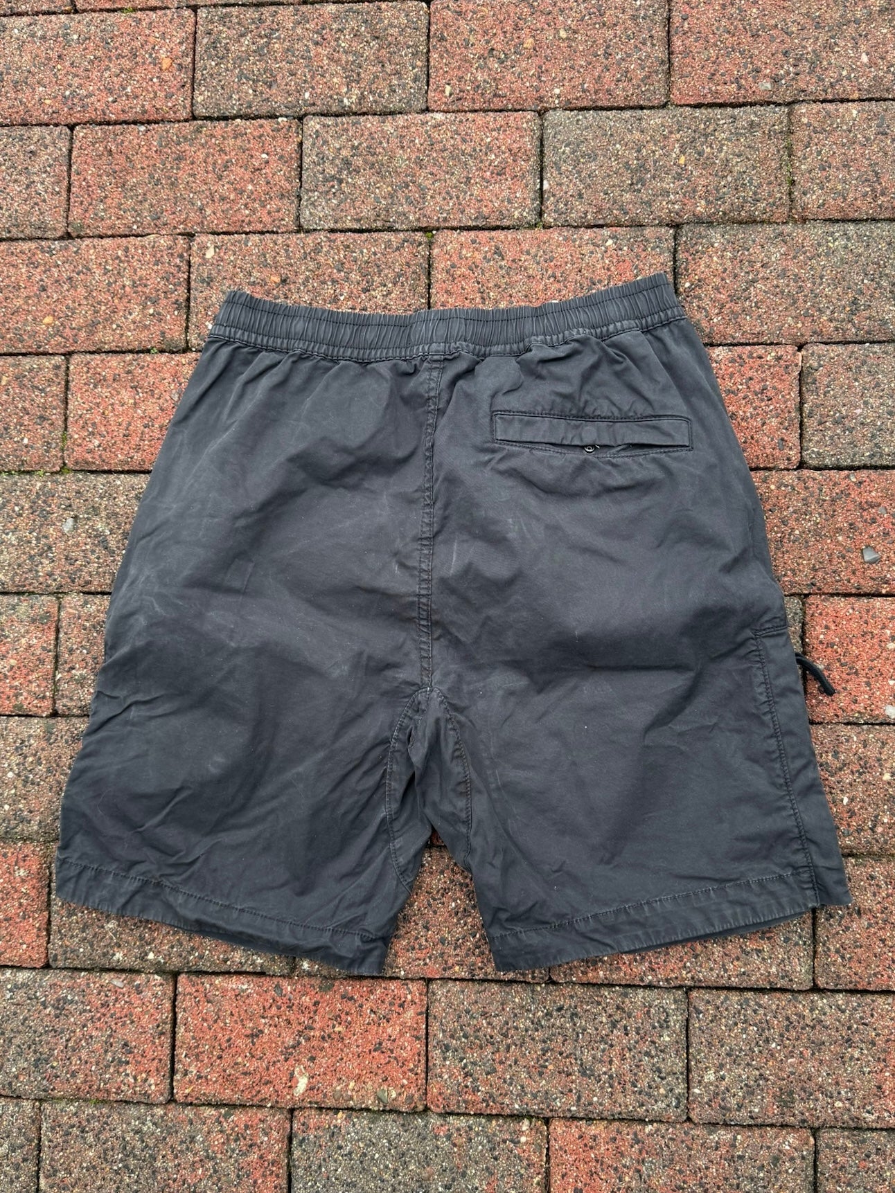 Stone Island Cargo Shorts - W30
