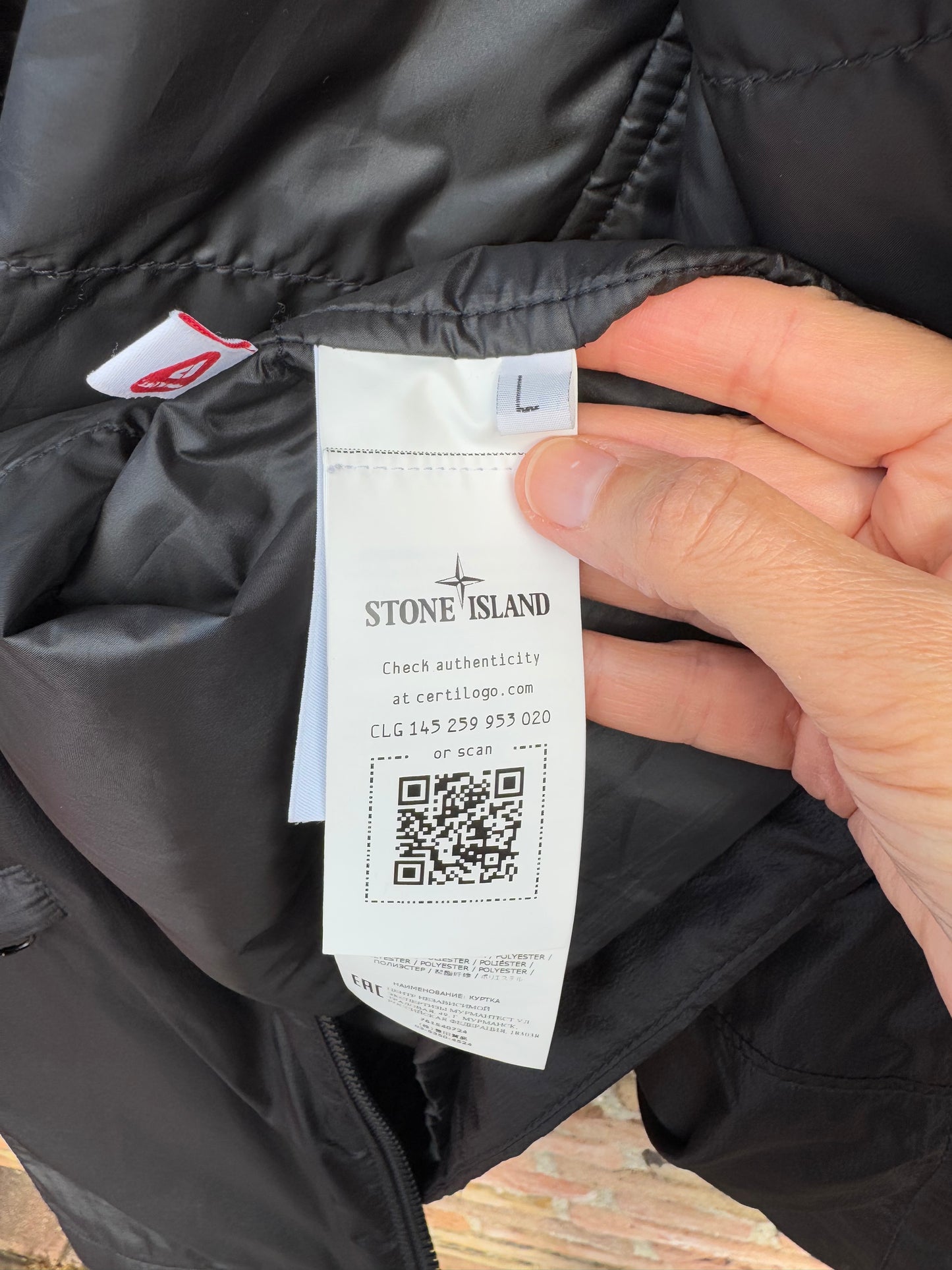 Stone Island Bio-Based Ripstop Nylon Primaloft Jacket - L