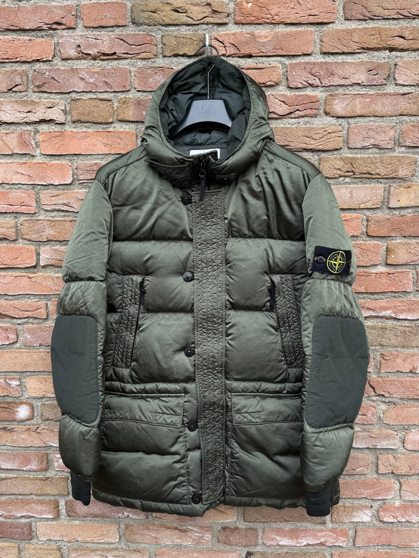 Stone Island Nylon Raso Daunenjacke - L