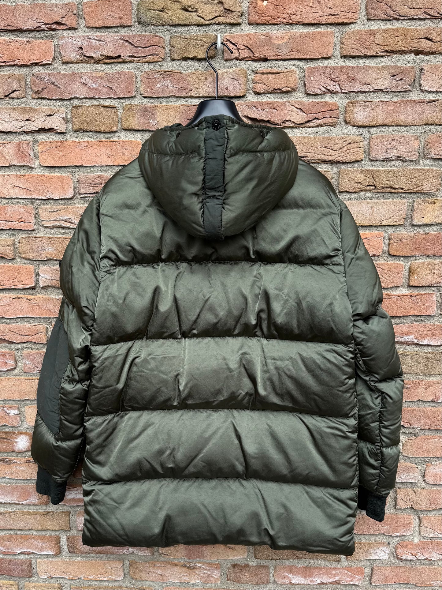 Stone Island Nylon Raso Daunenjacke - L