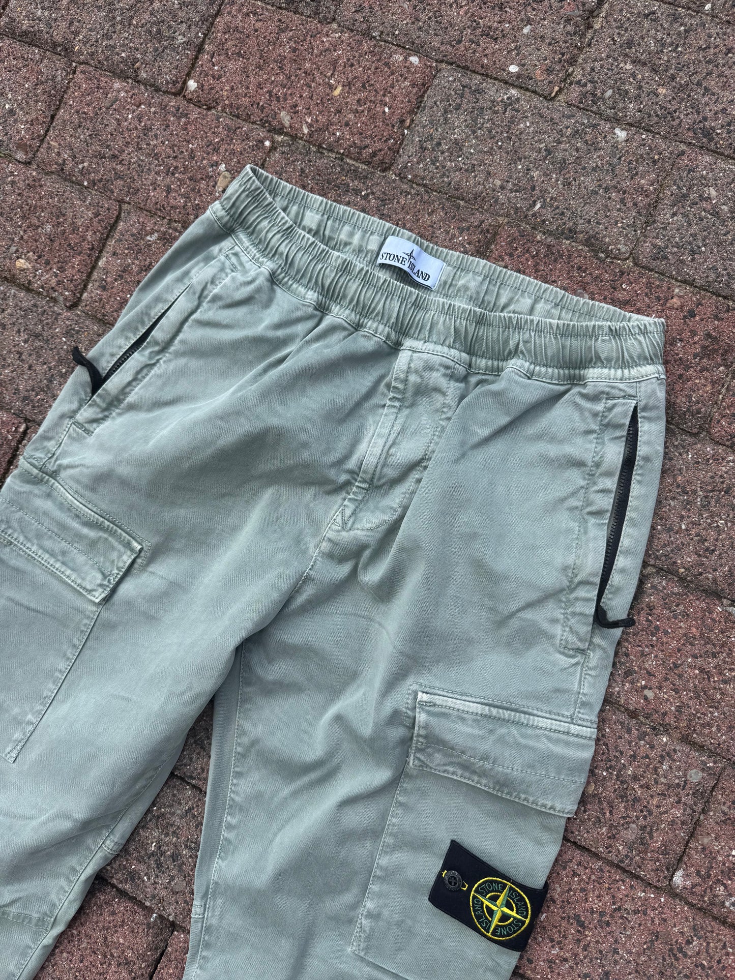 Stone Island Cargos - W30