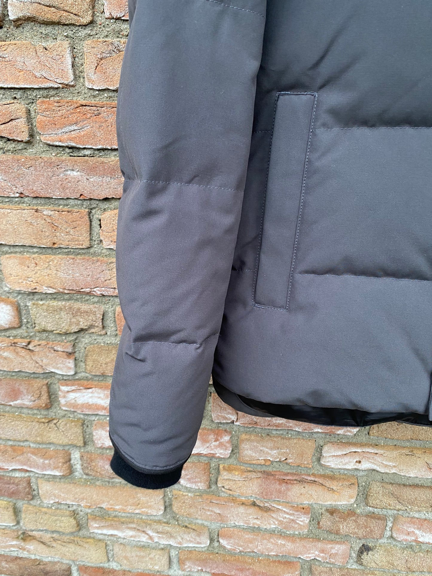 Canada Goose MacMillan Parka Black Label - M