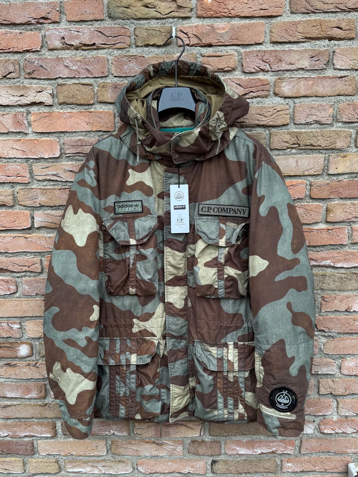 C.P. Company x Adidas Spezial Camo Jacke - L