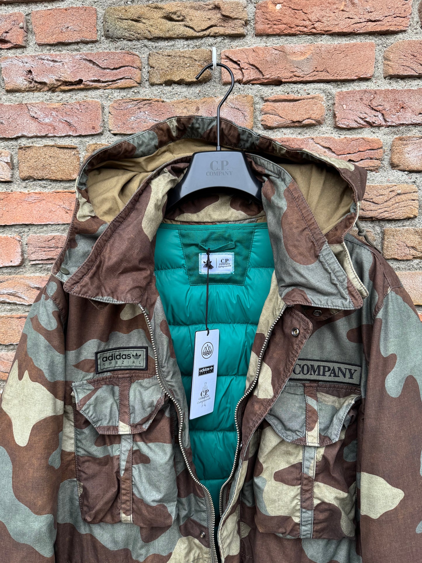 C.P. Company x Adidas Spezial Camo Jacke - L