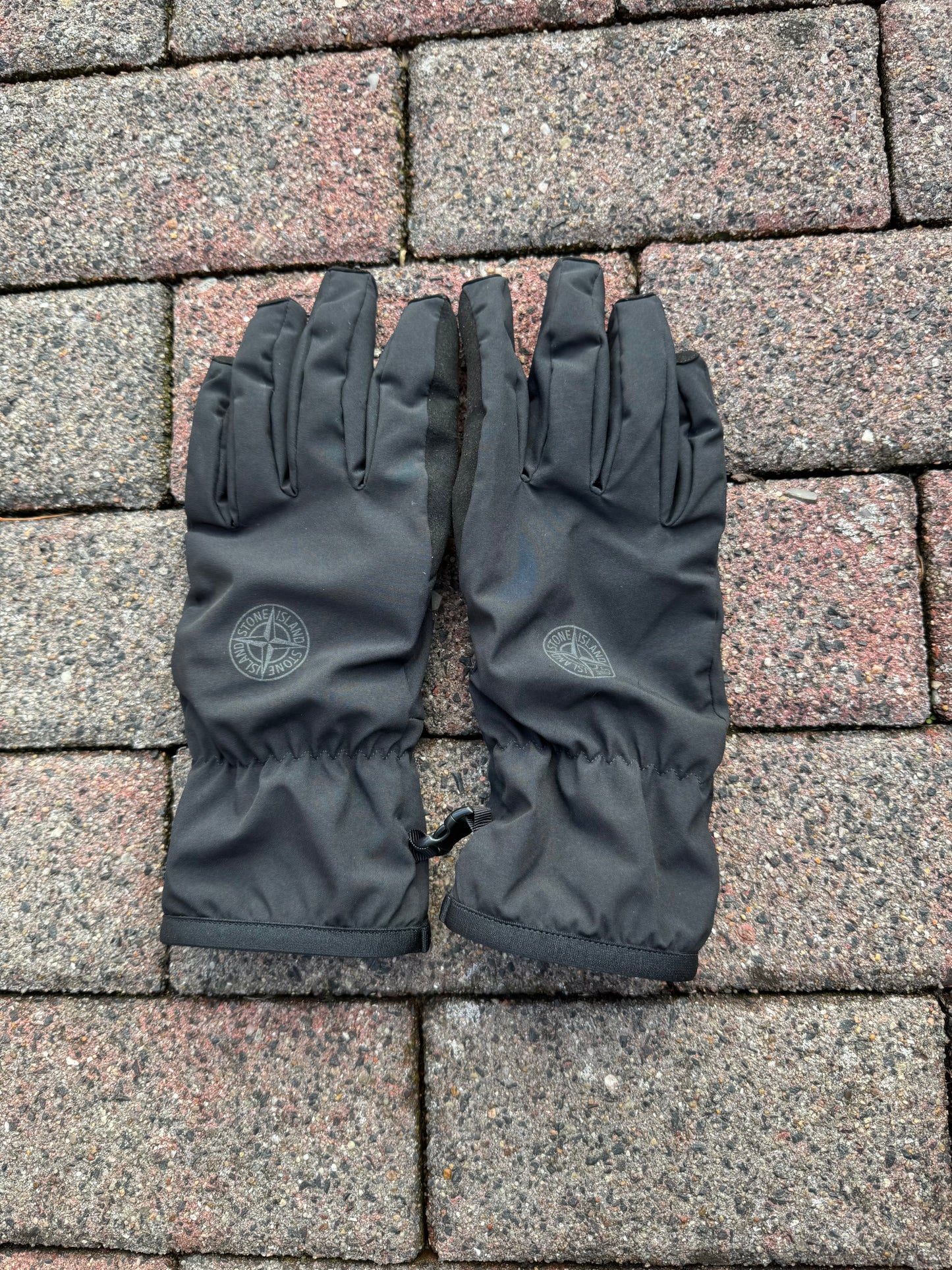 Stone Island Soft Shell Gloves - L