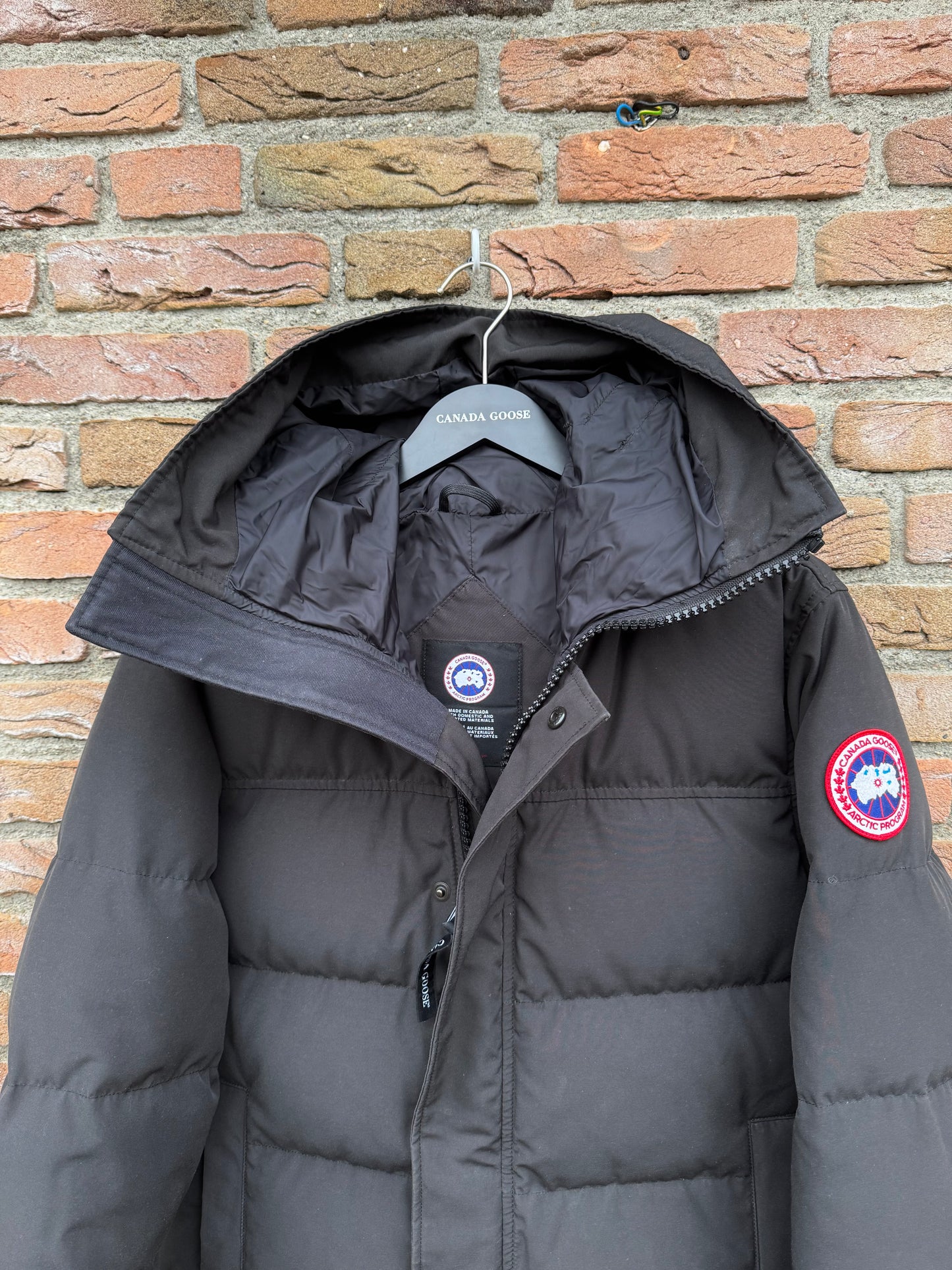 Canada Goose MacMillan Parka - M