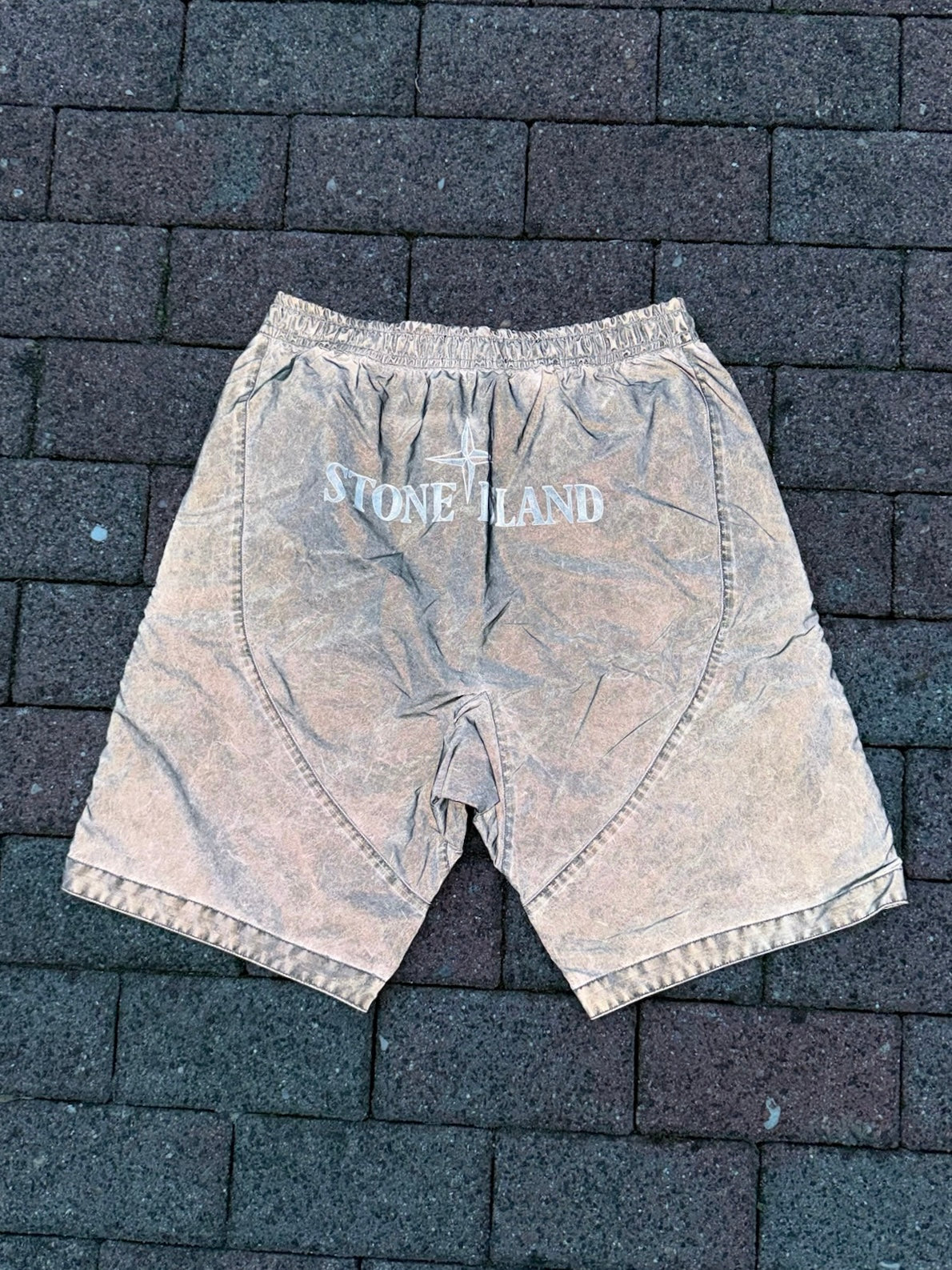 Stone Island Dust Reflective Shorts - W31
