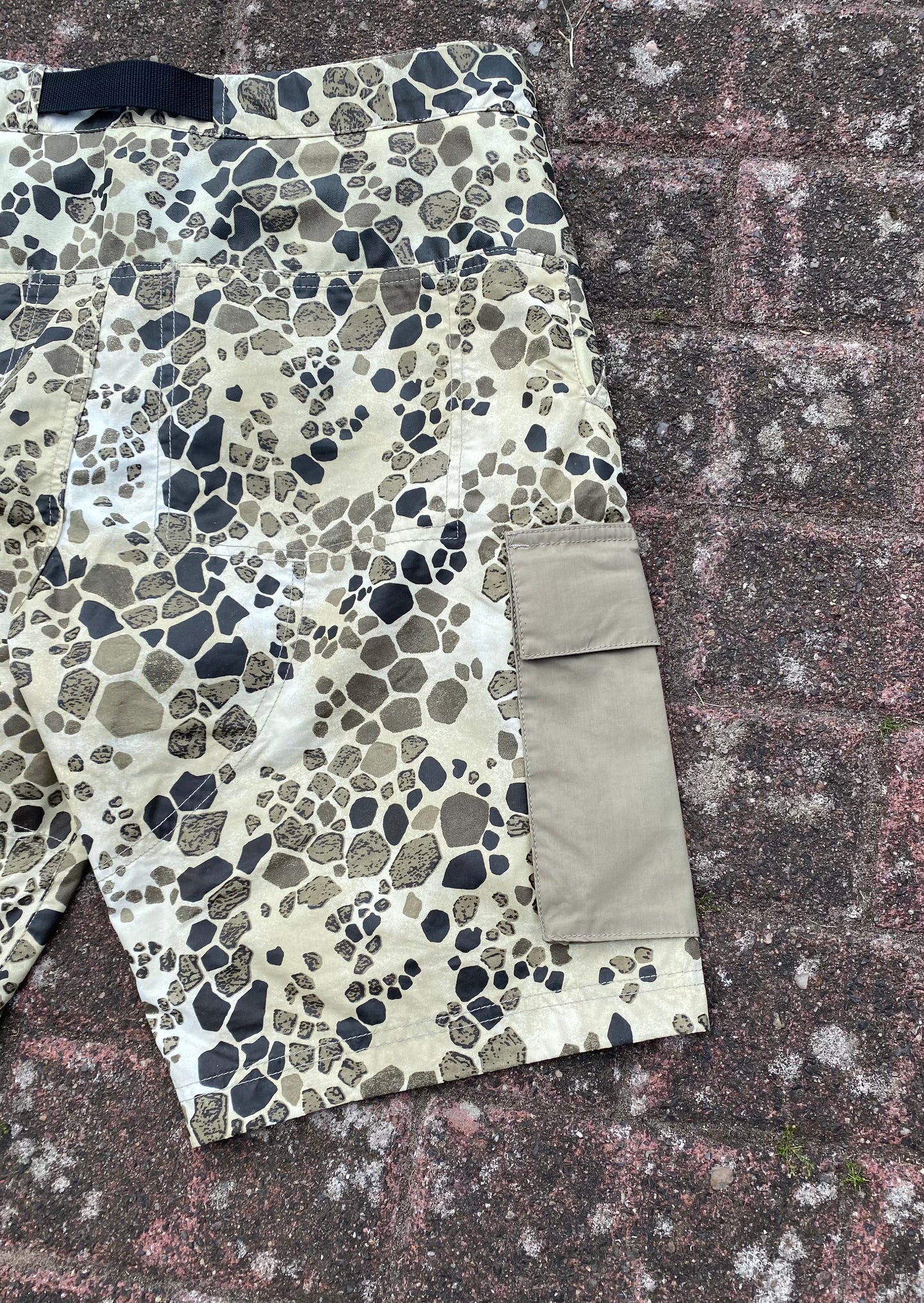 Stone Island Alligator Camo Cargo Shorts - W30