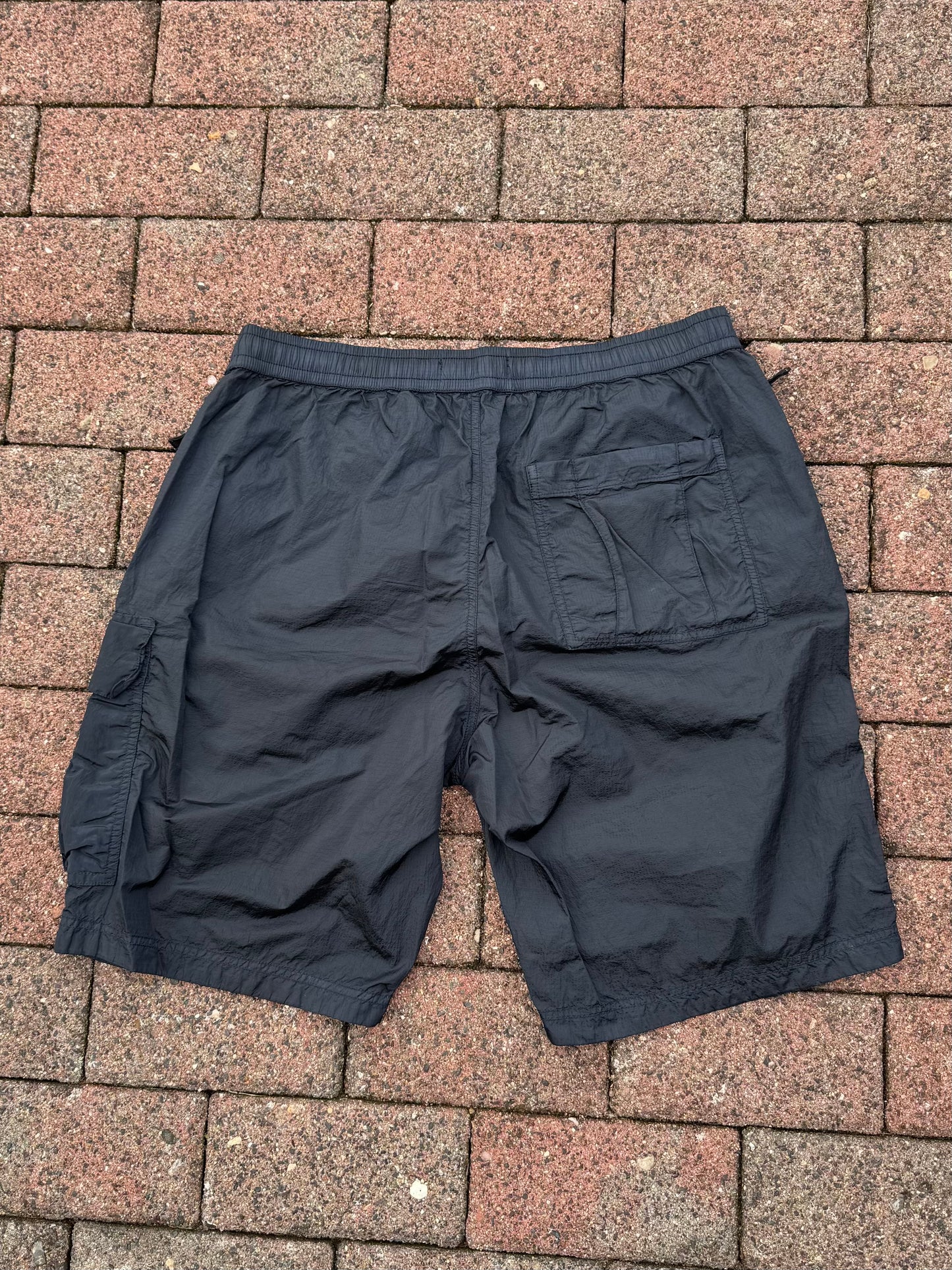 Stone Island Nylon Metal Cargo Shorts - W33