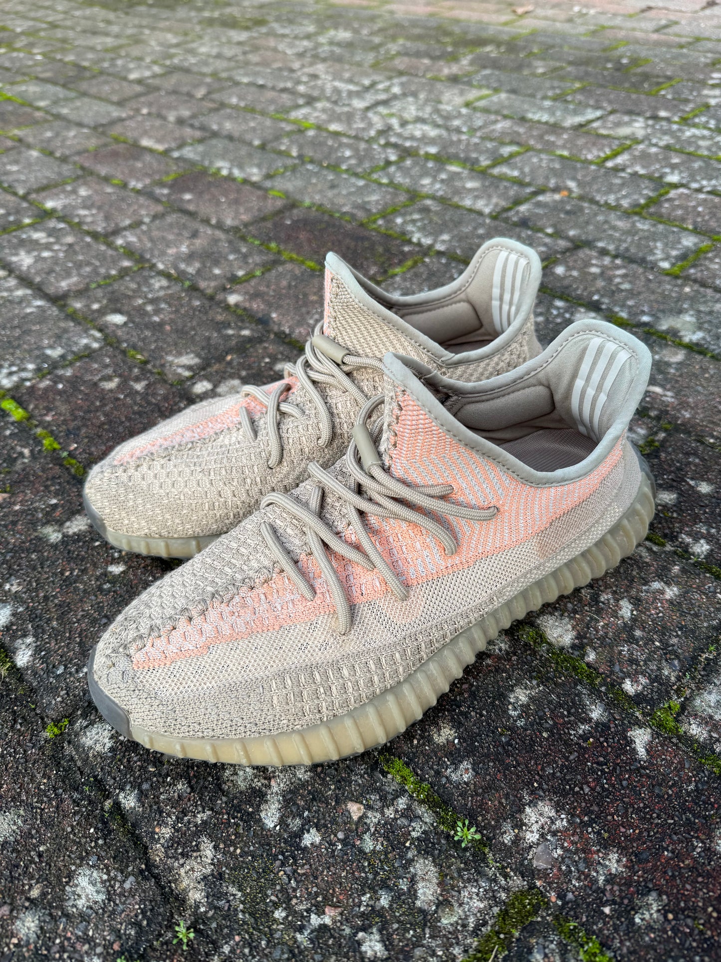 Adidas Yeezy Boost 350 V2 Taupe Schuhe - 44,5