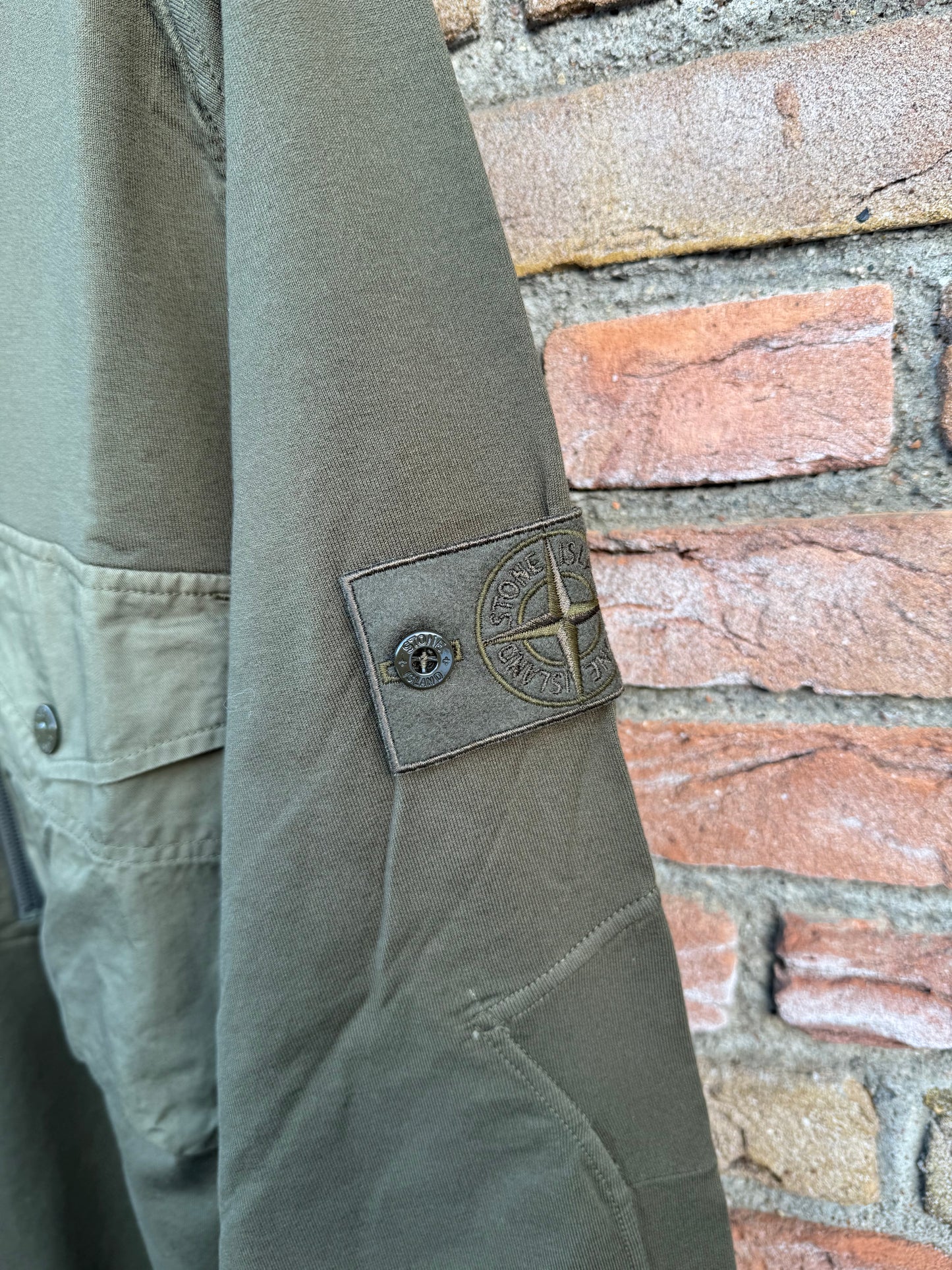 Stone Island Zip Ghost Pullover - L