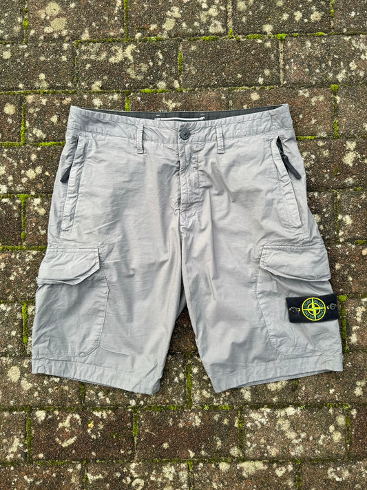 Stone Island Shorts - W30