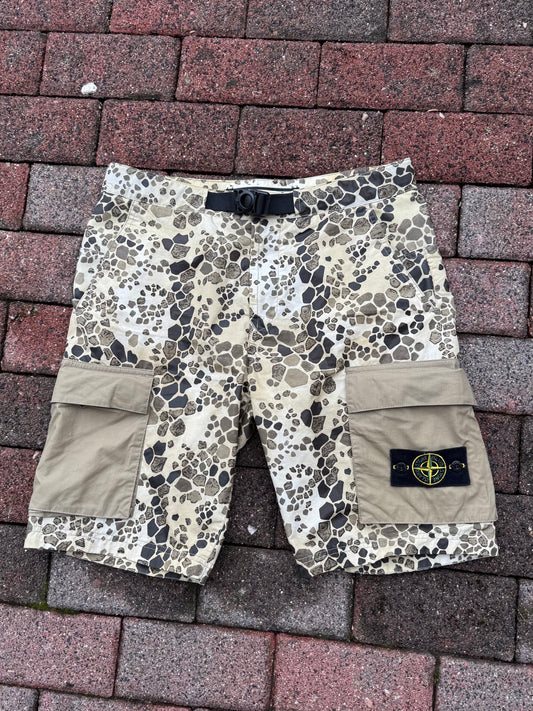Stone Island Alligator Camo Cargo Shorts - W31