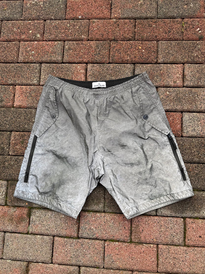 Stone Island Plated Reflective Dust Shorts - W36