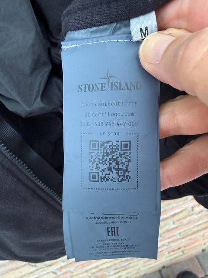 Stone Island Garment Dyed Crinkle Reps NY + Jersey 250 Jacket - M