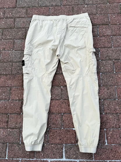 Stone Island Cargos - W38