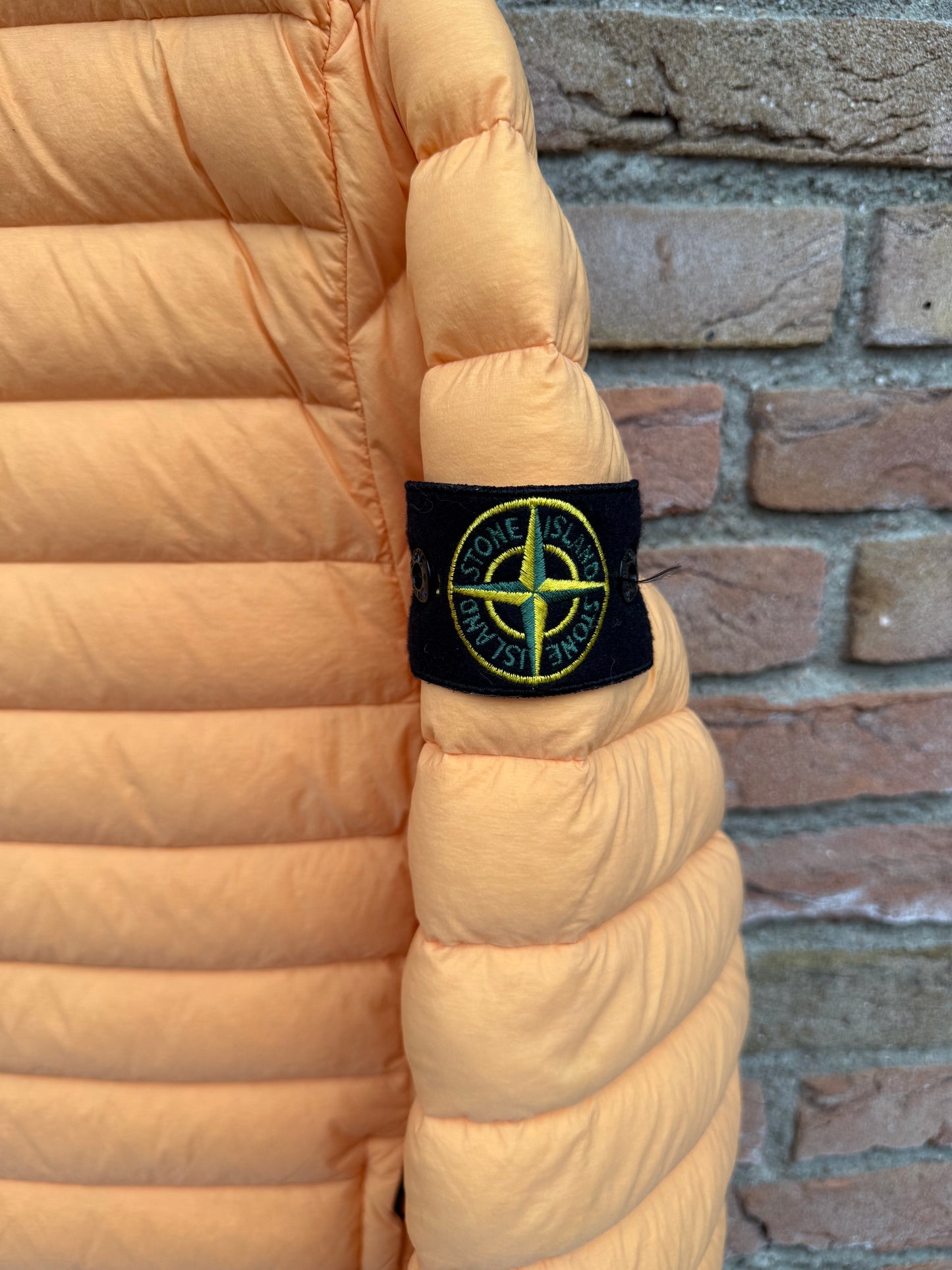 Stone Island Loom Woven Down Chambers Stretch Nylon-TC Jacket - M