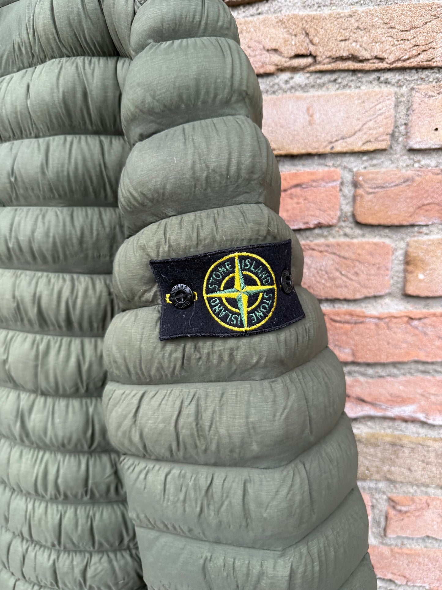 Stone Island Loom Woven Down Chambers Stretch Nylon-TC Jacket - L