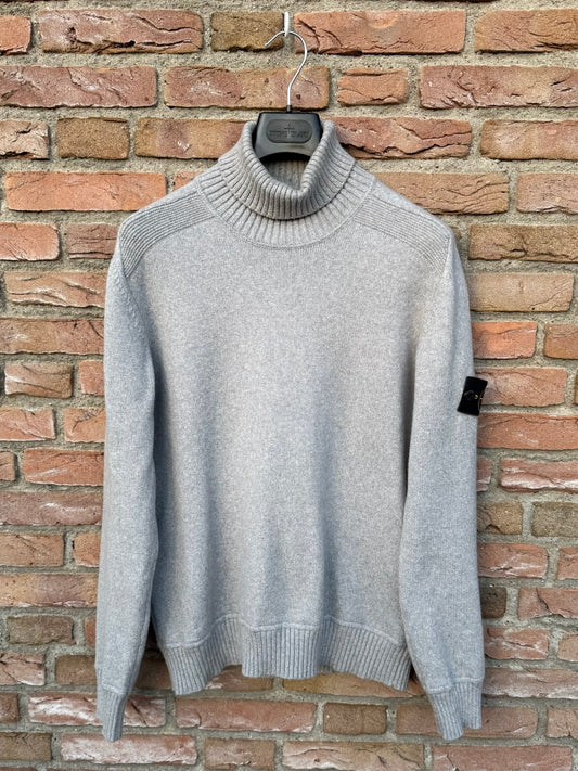 Stone Island Turtle Neck Pullover - M