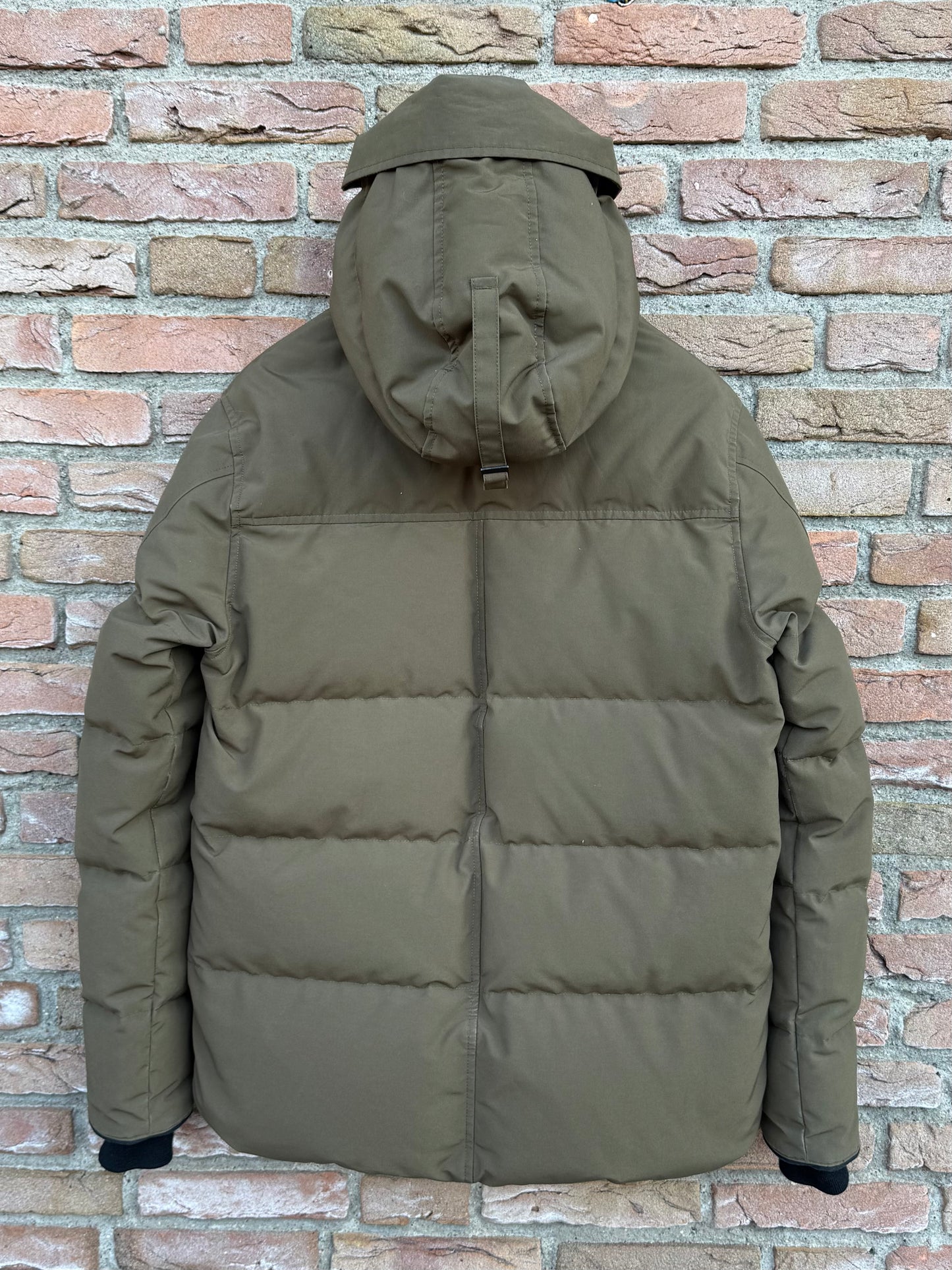 Canada Goose MacMillan Parka - M