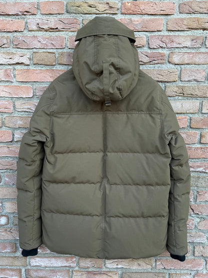 Canada Goose MacMillan Parka - M