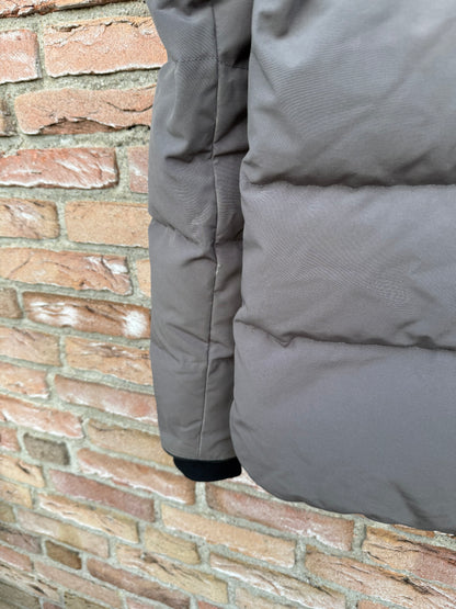 Canada Goose MacMillan Parka - M