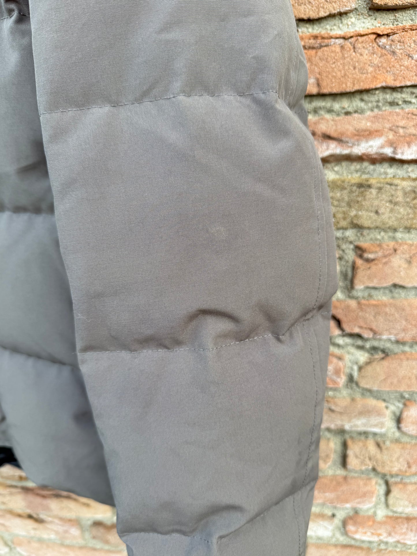 Canada Goose MacMillan Parka - M