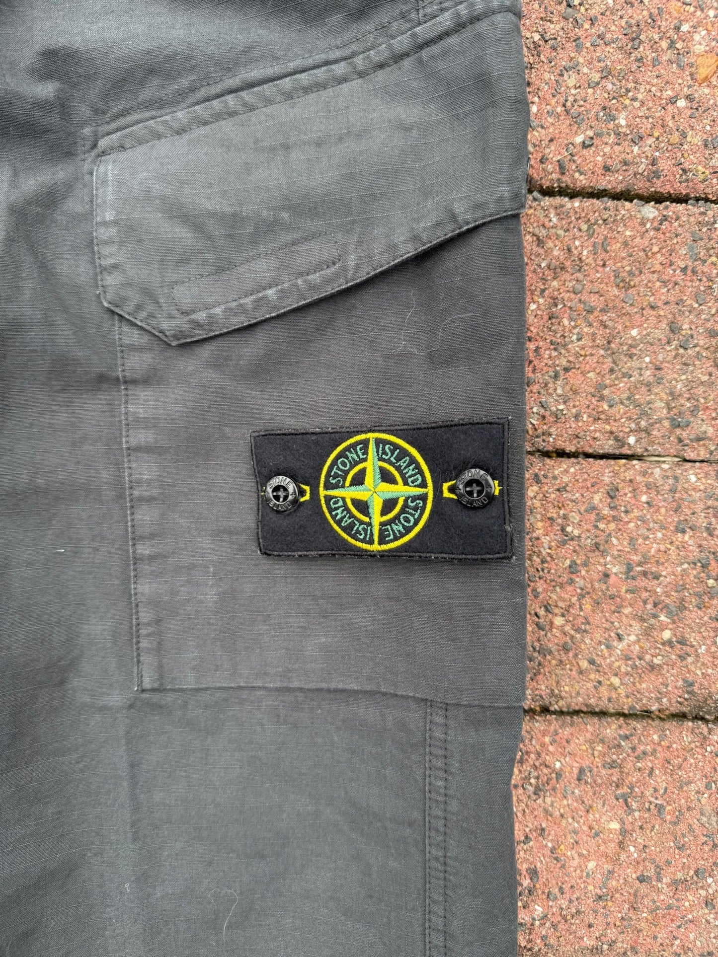 Stone Island Ripstop Cargos - W32