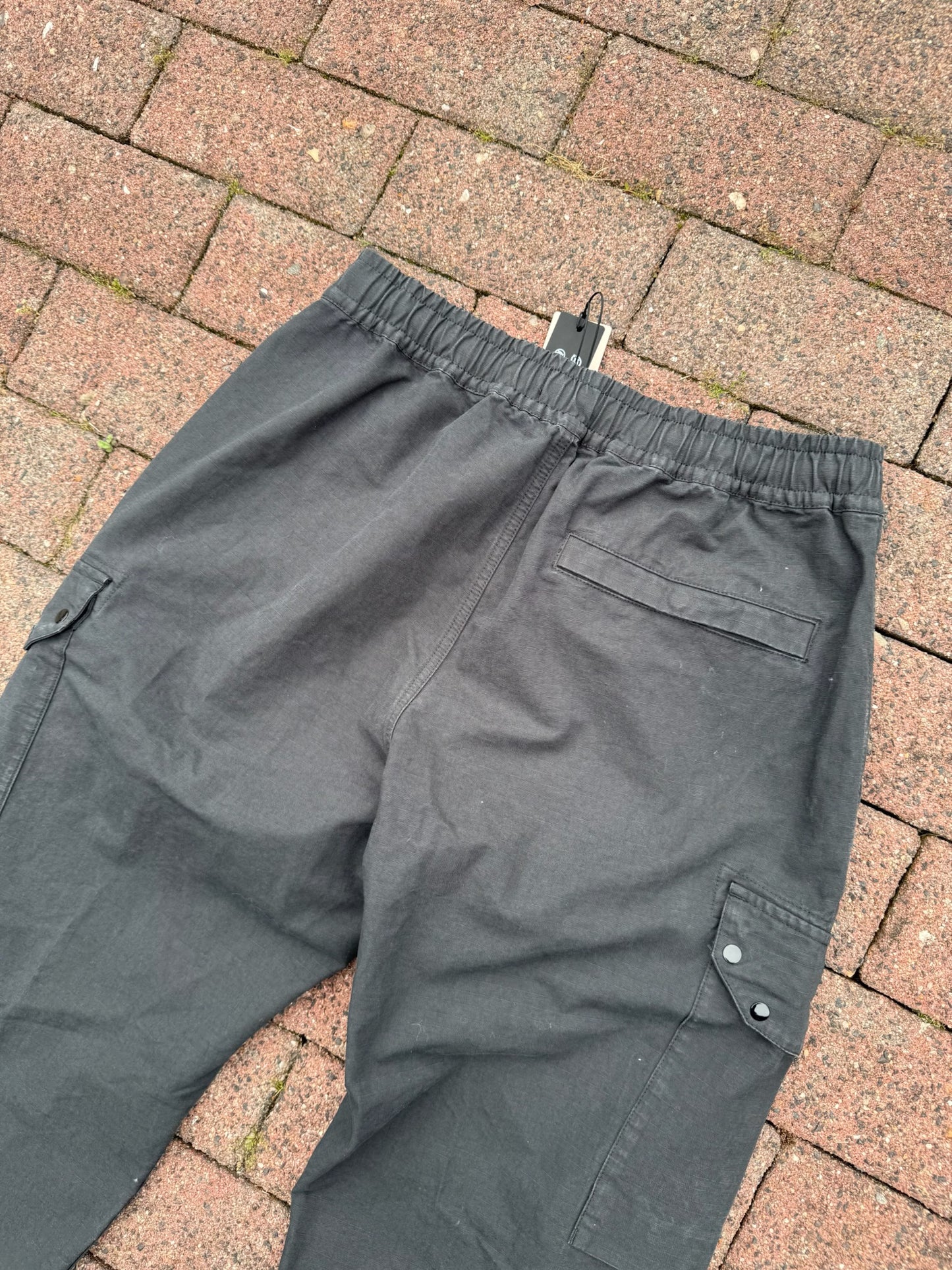 Stone Island Ripstop Cargos - W32