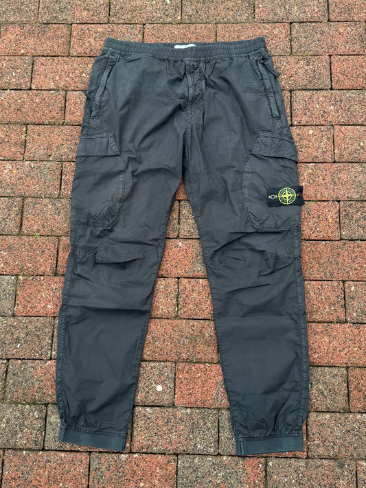 Stone Island Cargos - W36