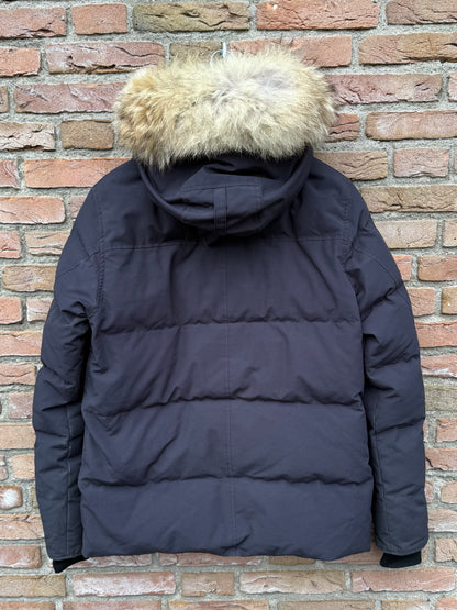 Canada Goose Wyndham Parka - M