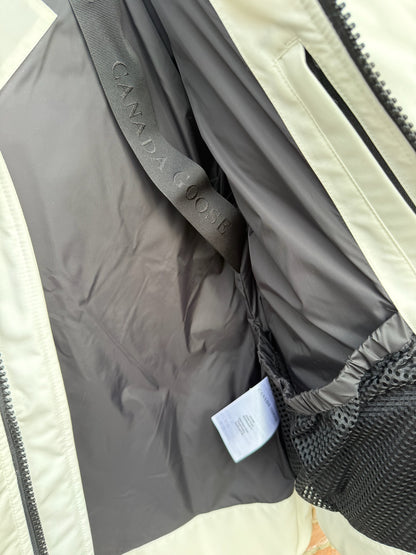 Canada Goose MacMillan Parka - M