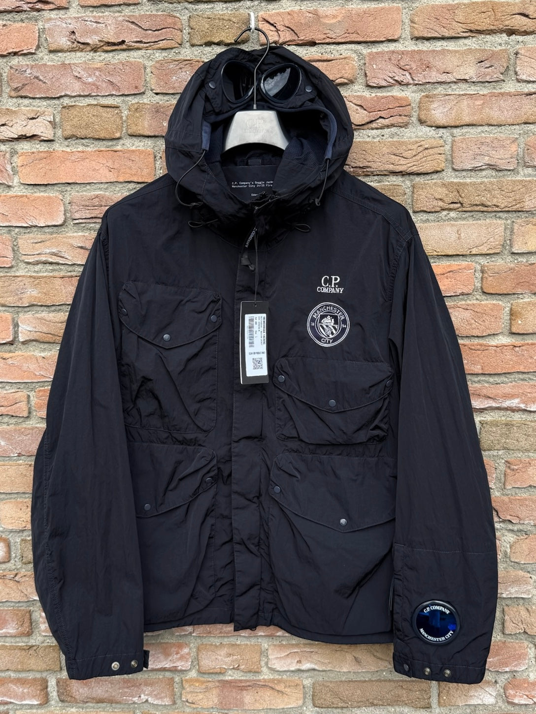 C.P. Company Manchester City Eco-Chrome R La Mille Jacket - L