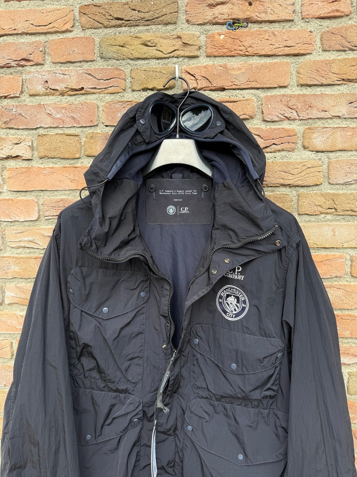 C.P. Company Manchester City Eco-Chrome R La Mille Jacket - L
