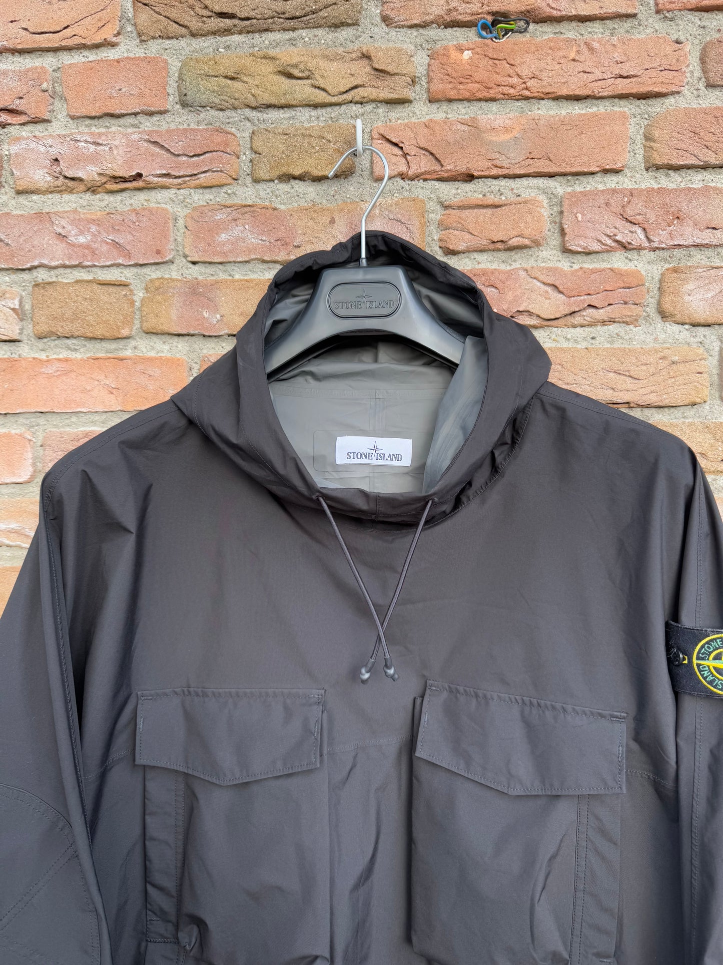 Stone Island Gore-tex with Paclite Smock - M
