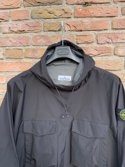 Stone Island Gore-tex with Paclite Smock - M